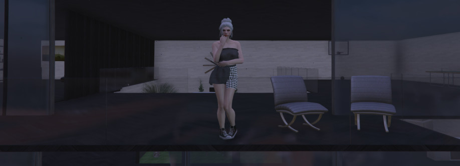 Chloe Dark