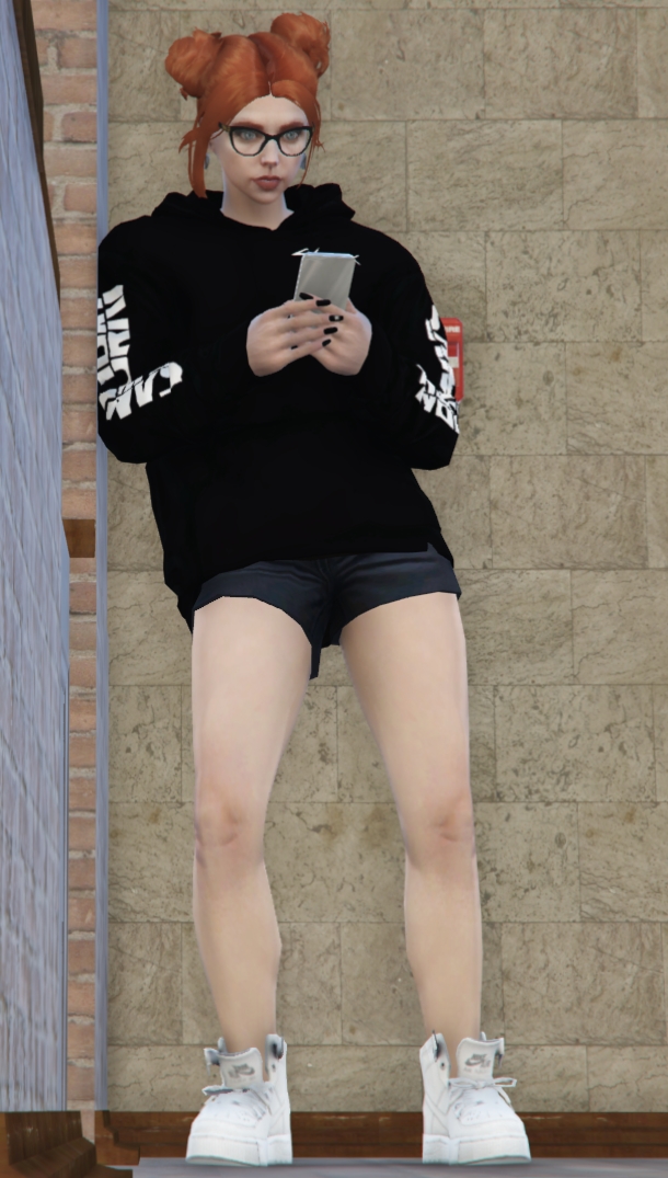 Ellie Smyrnova